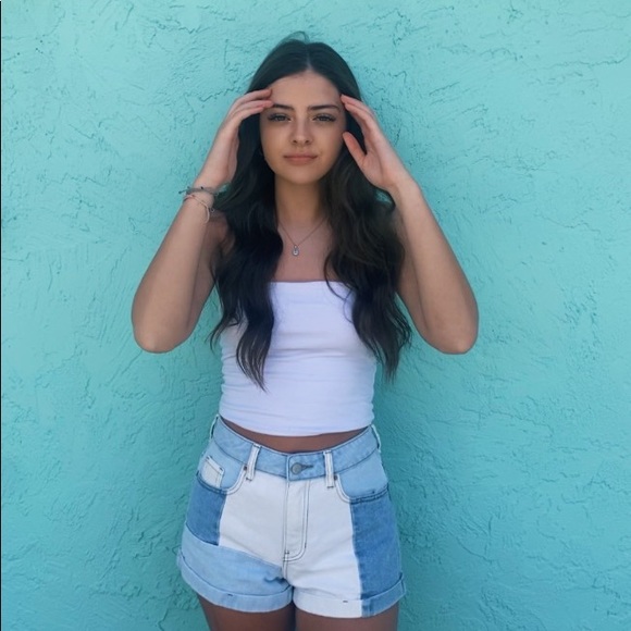 Meet your Posher, Emma - Picture 1 of 1